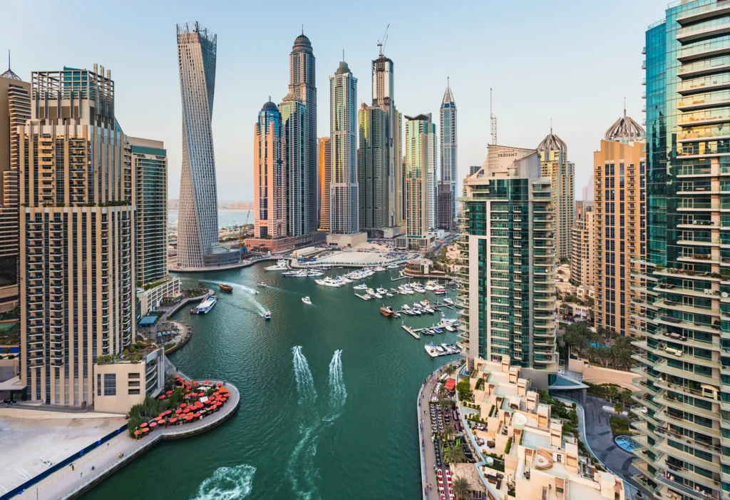 can australian buy property in Dubai Marina